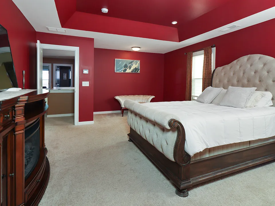 4010 Lake Manor Way