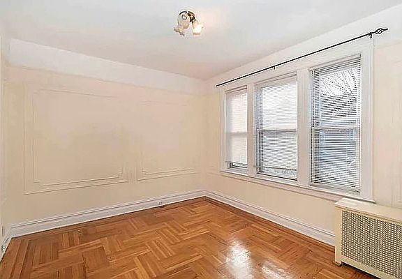 2nd image of 4005 50th Ave #1
