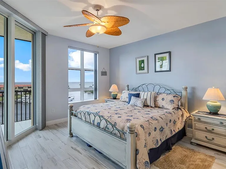3313 Sunset Key Cir #404 — Photo 14