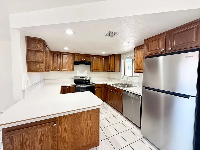7860 E Spouse Dr — Photo 4