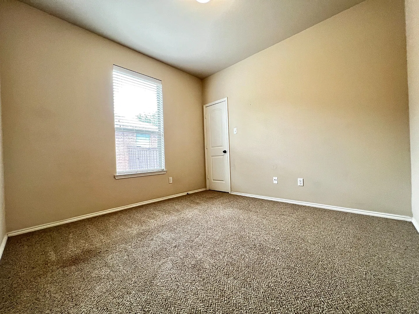 Charming 3-Bed Home with Fenced Yard, Trails, and Pond Access in Woodland Estates 2-Car Garage! — Photo 1