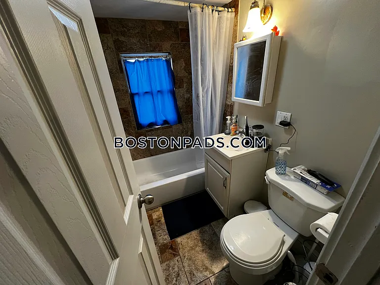 12 Shepherd Ave #1 — Photo 7
