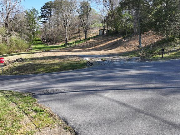 4th image of 348 Old Beason Well Rd