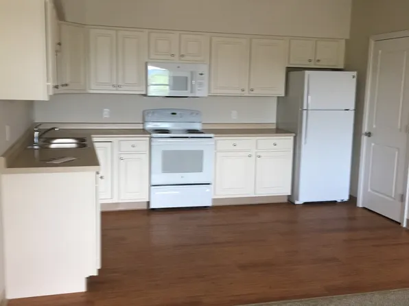 7 Carmichael St #209, Essex Junction, VT 05452