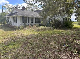 8605 Brogden Rd, Smithfield, NC 27577