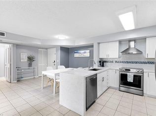 1270 Wildwood Lakes Blvd APT 104, Naples, FL 34104