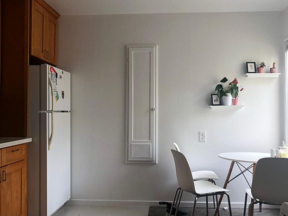 2nd image of 434 8th Ave APT 3