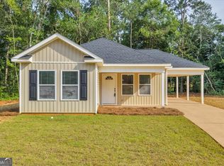 325 Peach Cir, Fort Valley, GA 31030