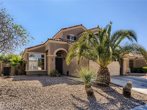 3rd image of 8001 Verde Springs Dr