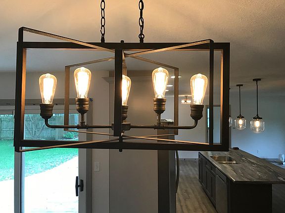 Edison bulb light fixtures throughout the main living quarte