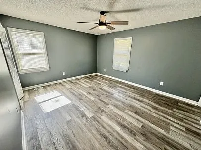 101 Ashley Dr — Photo 7