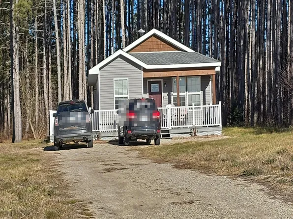 21810-9 Mile Rd, Reed City, MI 49677