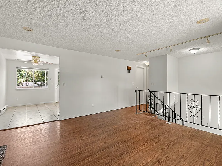 7906 N Dakota St — Photo 5