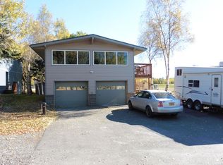 8349 Seacliff St, Anchorage, AK 99502