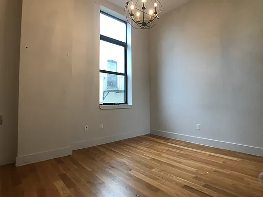 Rented by City Vista Inc | media 7