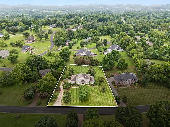 4th image of 2235 Avery Valley Dr