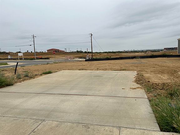 5th image of 5102 Plasencia Ln