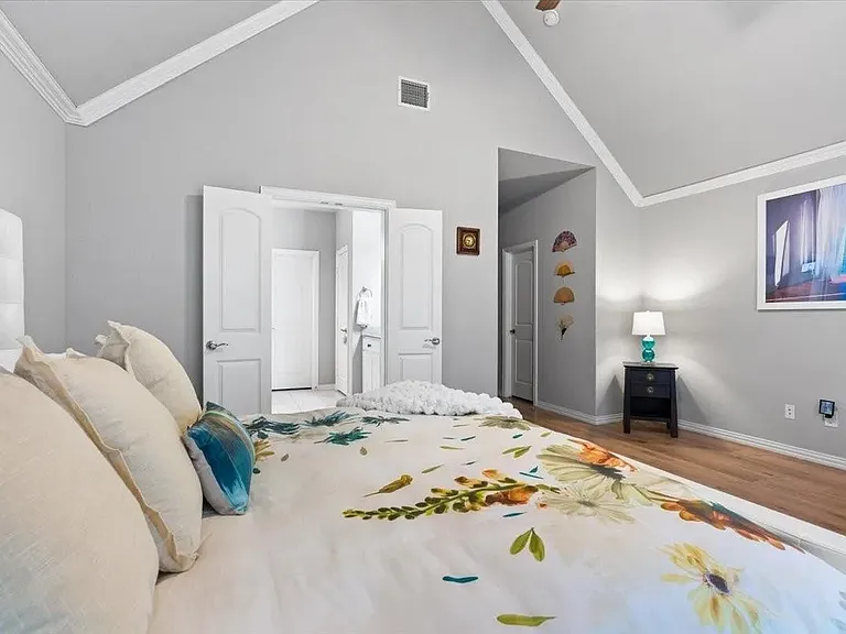 4433 Blackjack Oak Dr — Photo 10