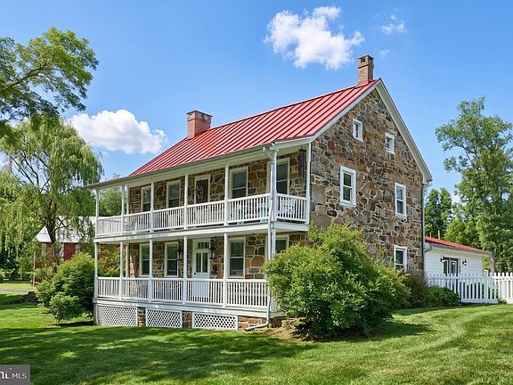 2nd image of 721 Company Farm Rd