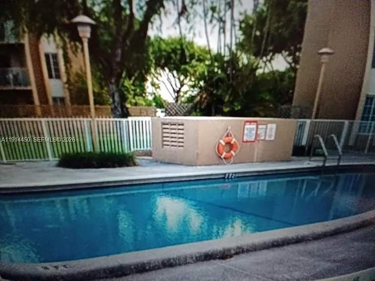 4330 NW 79th Ave #2D — Photo 8
