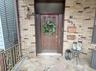 204 Shippen St, Weehawken, NJ 07086