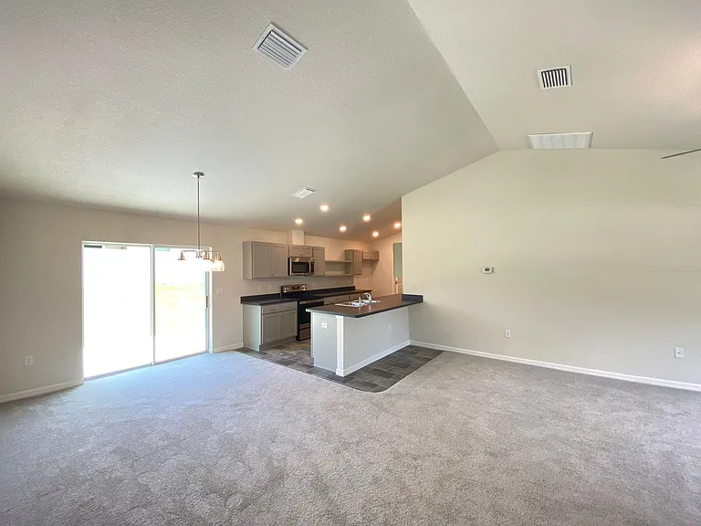 8180 N Wakefield Dr — Photo 7