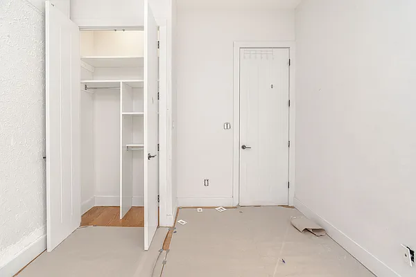 Rented by Friedman Mayer, LREB | media 23