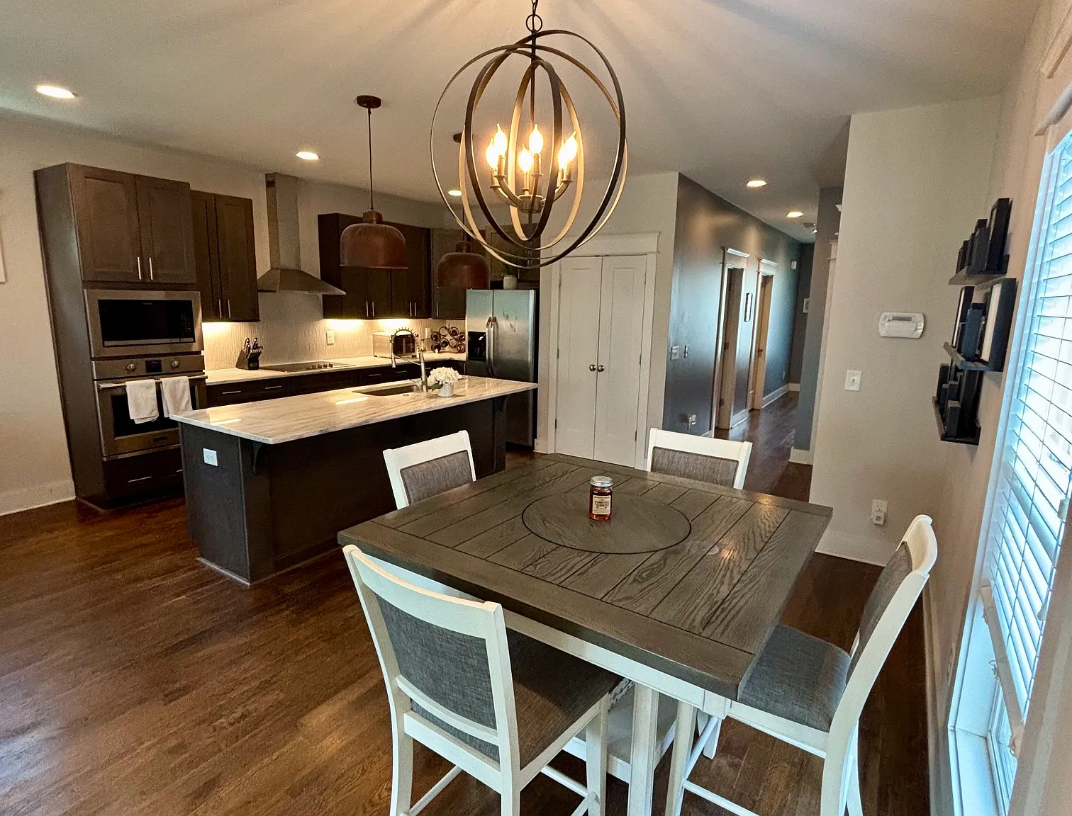 4 bed, 2150 sqft, $2,950 — Photo 3