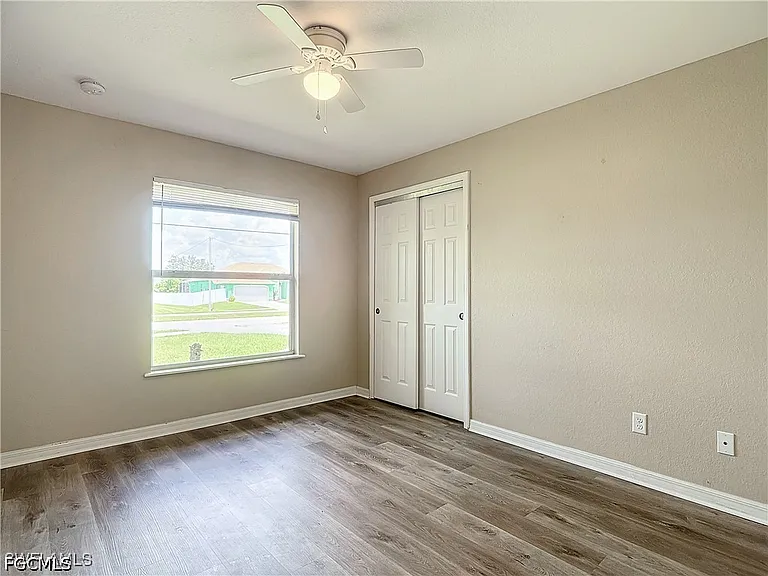 1726 Trafalgar Pkwy — Photo 28