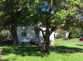 601 Benton Ave W, Albia, IA 52531
