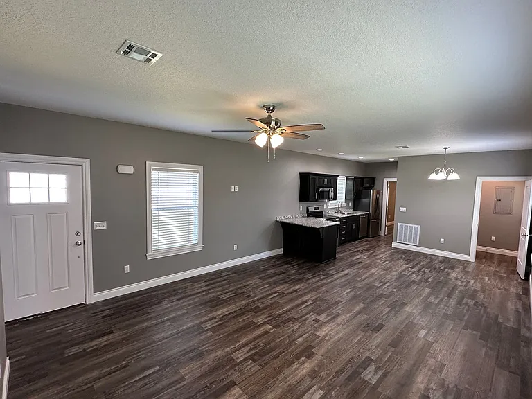 7375 Hercules Ln — Photo 7