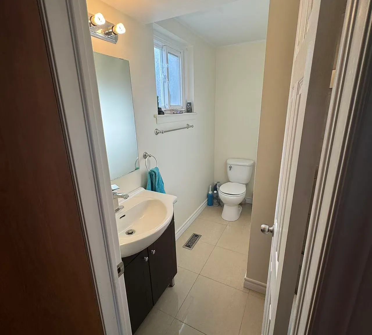 Marilake Dr, Scarborough — Photo 2