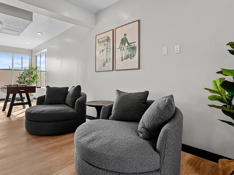 Decker Station Apartments — Photo 11