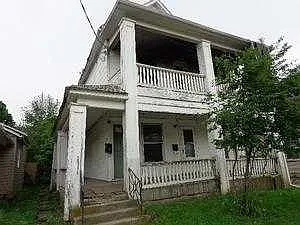 223 W Columbia St photo 1