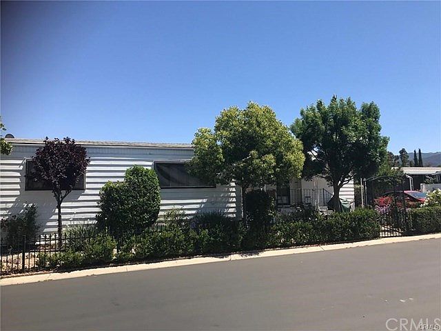 2nd image of 1359 Woodbrook Way