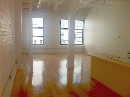 Rented by Dream Space Realty | media 14