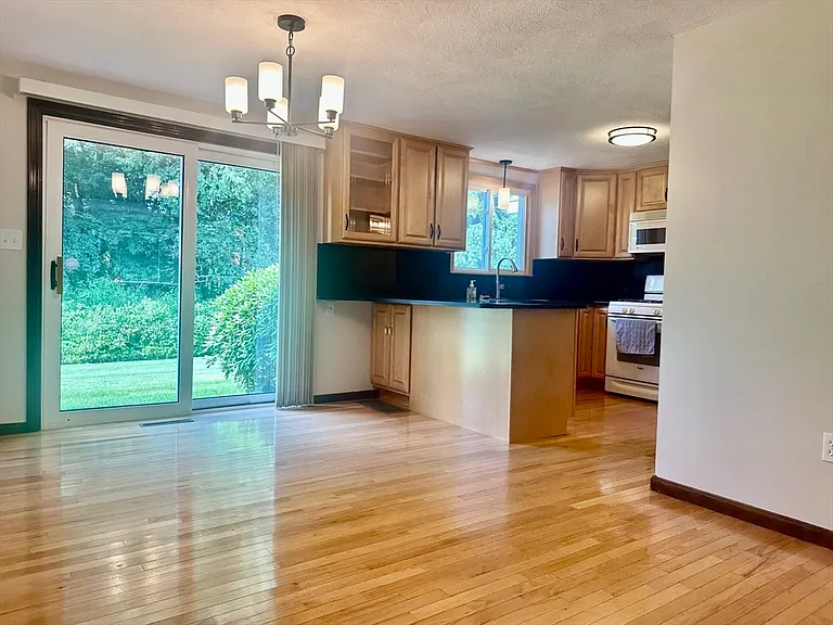 52 Frederick St #26 — Photo 3