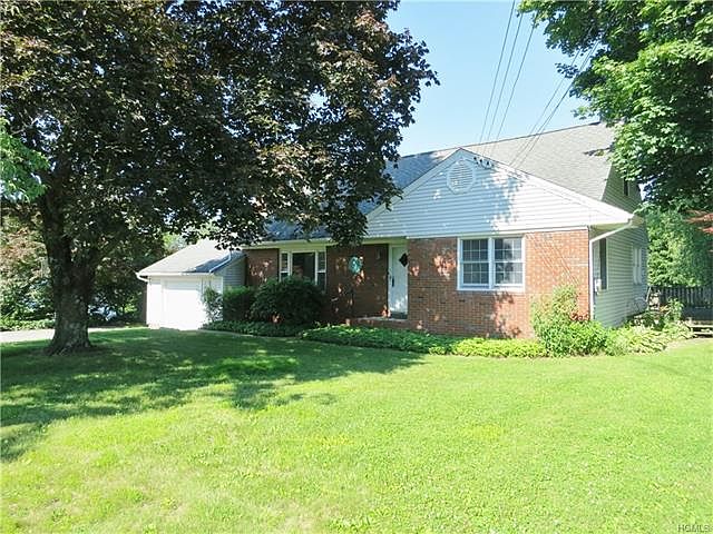 1st image of 29 Boniello Dr
