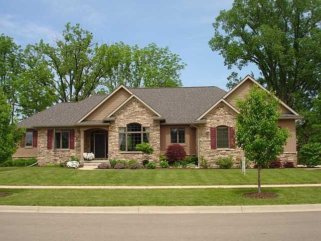 1st image of 6017 E Sleepy Hollow Ln