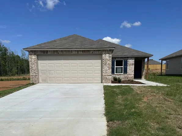 8096 Chesapeake Trl, Bauxite, AR 72011