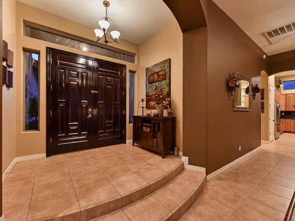3rd image of 3129 E Cedar Dr