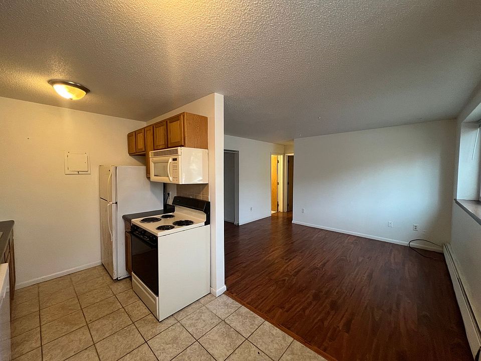 1st image of 1441 Marshall St NE APT 102