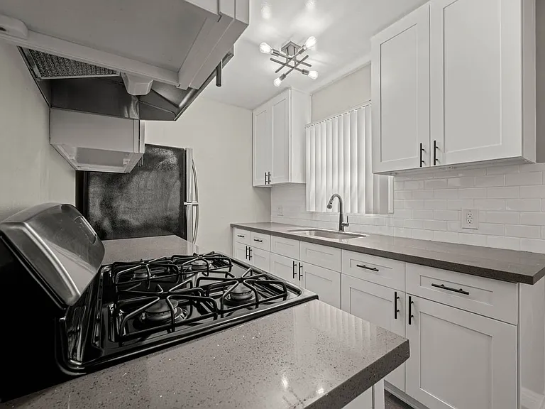 4030 Gelber Pl #9 — Photo 6