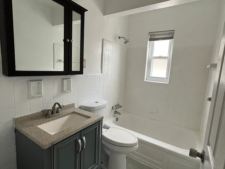 3119 Cavanaugh Ave — Photo 9