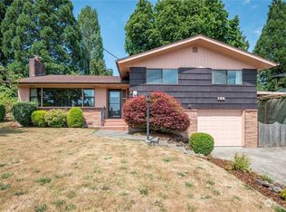 128 James St, Longview, WA 98632