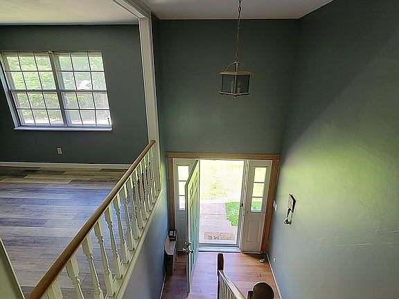 2nd image of 4999 Jamestown Dr