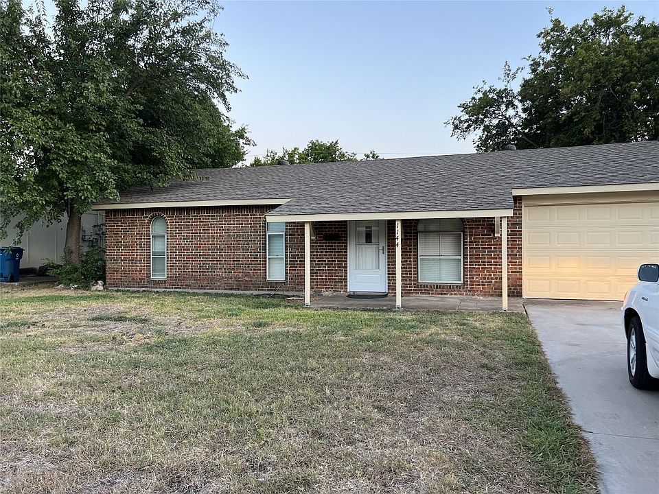 1st image of 1144 Briarwood Dr