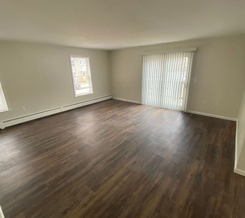 Darby Field Commons 15 Darby Field Cmn Lee NH Zillow