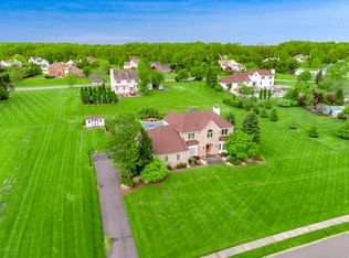 43 Langeveld Dr, Freehold, NJ 07728