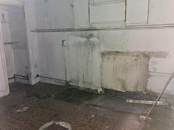 3rd image of 1711 Walnut St